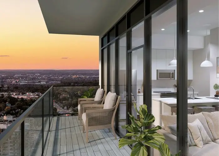 Q Condos — image 3